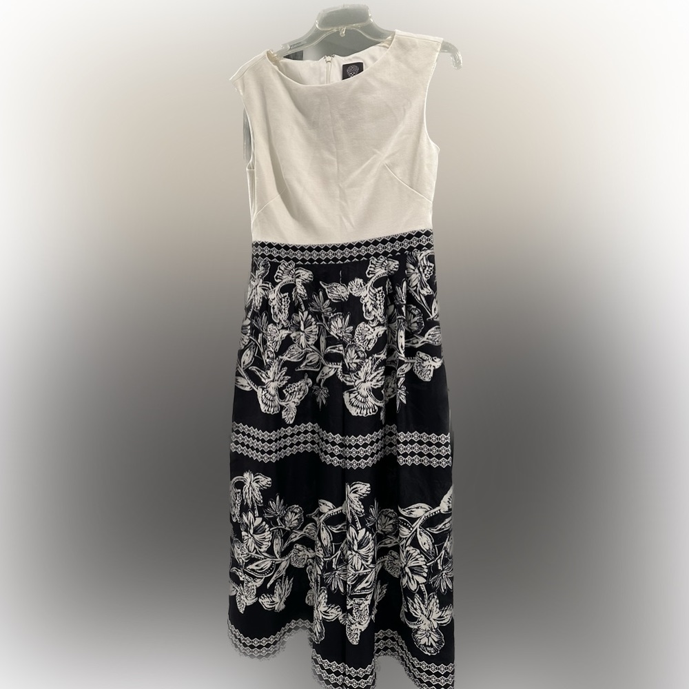 Vince Camuto capri jumpsuit size 6